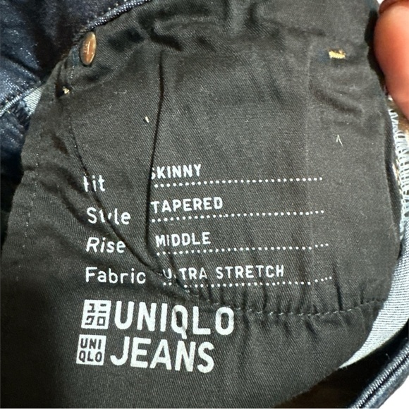 NWOT - Uniqlo Skinny Mid Rise Tapered Jeans - size 24x33” - Picture 5 of 6